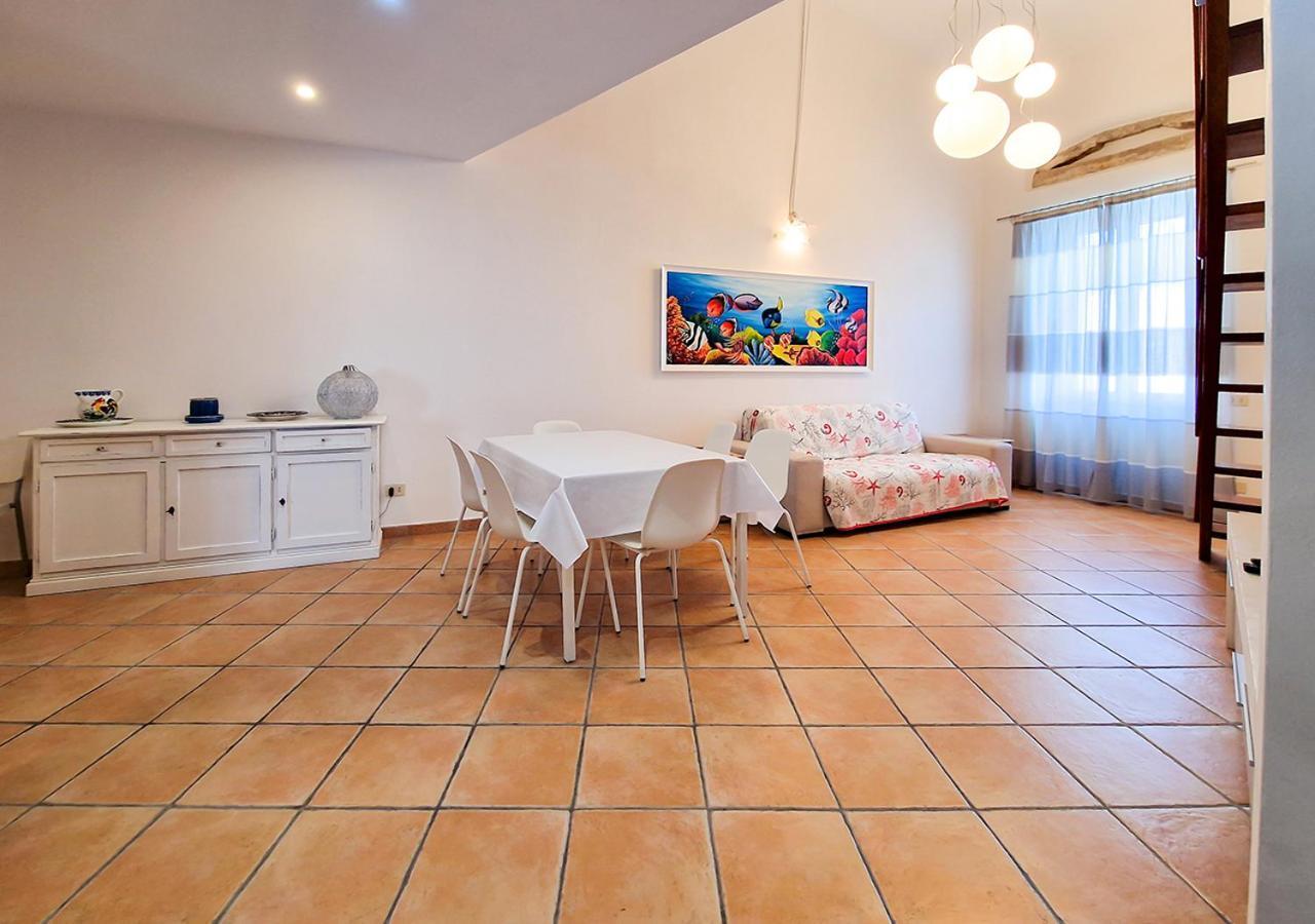 Murphy Holiday Home - Residenza Baro La Maddalena  Bagian luar foto