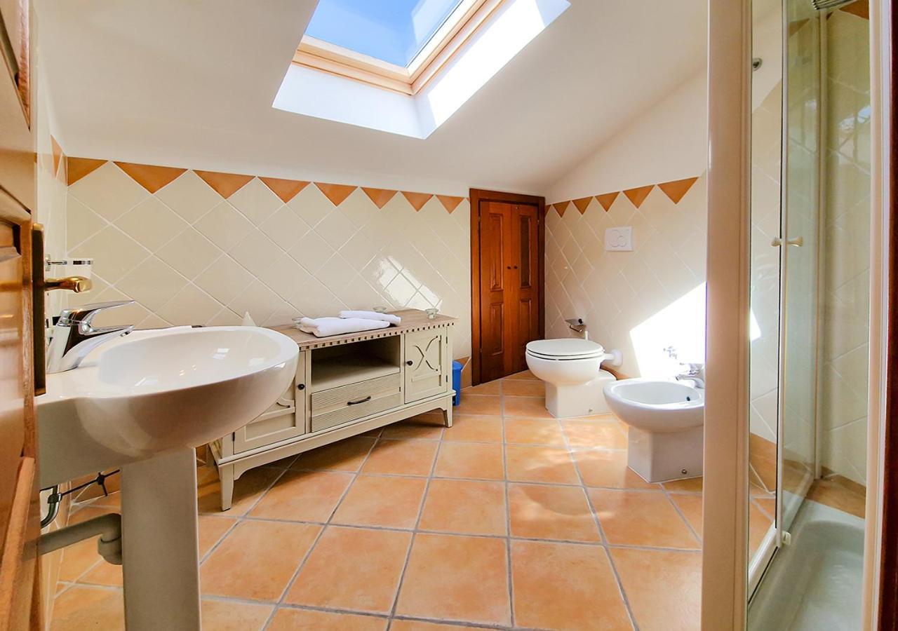 Murphy Holiday Home - Residenza Baro La Maddalena  Bagian luar foto
